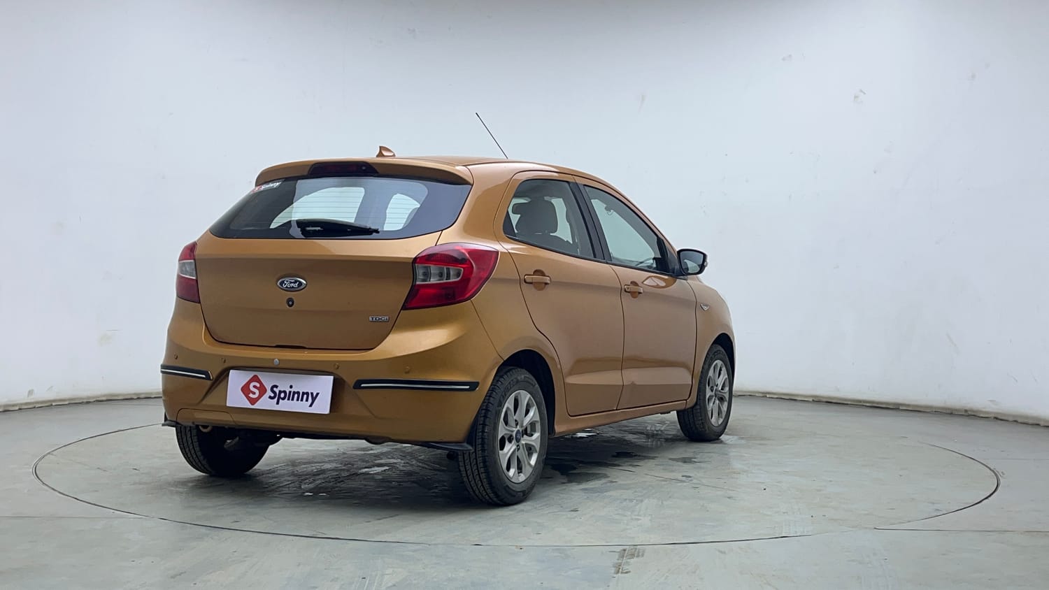 Used 2016 Ford Figo Titanium Plus 1.5 TDCi Diesel Manual exterior RIGHT REAR CORNER VIEW