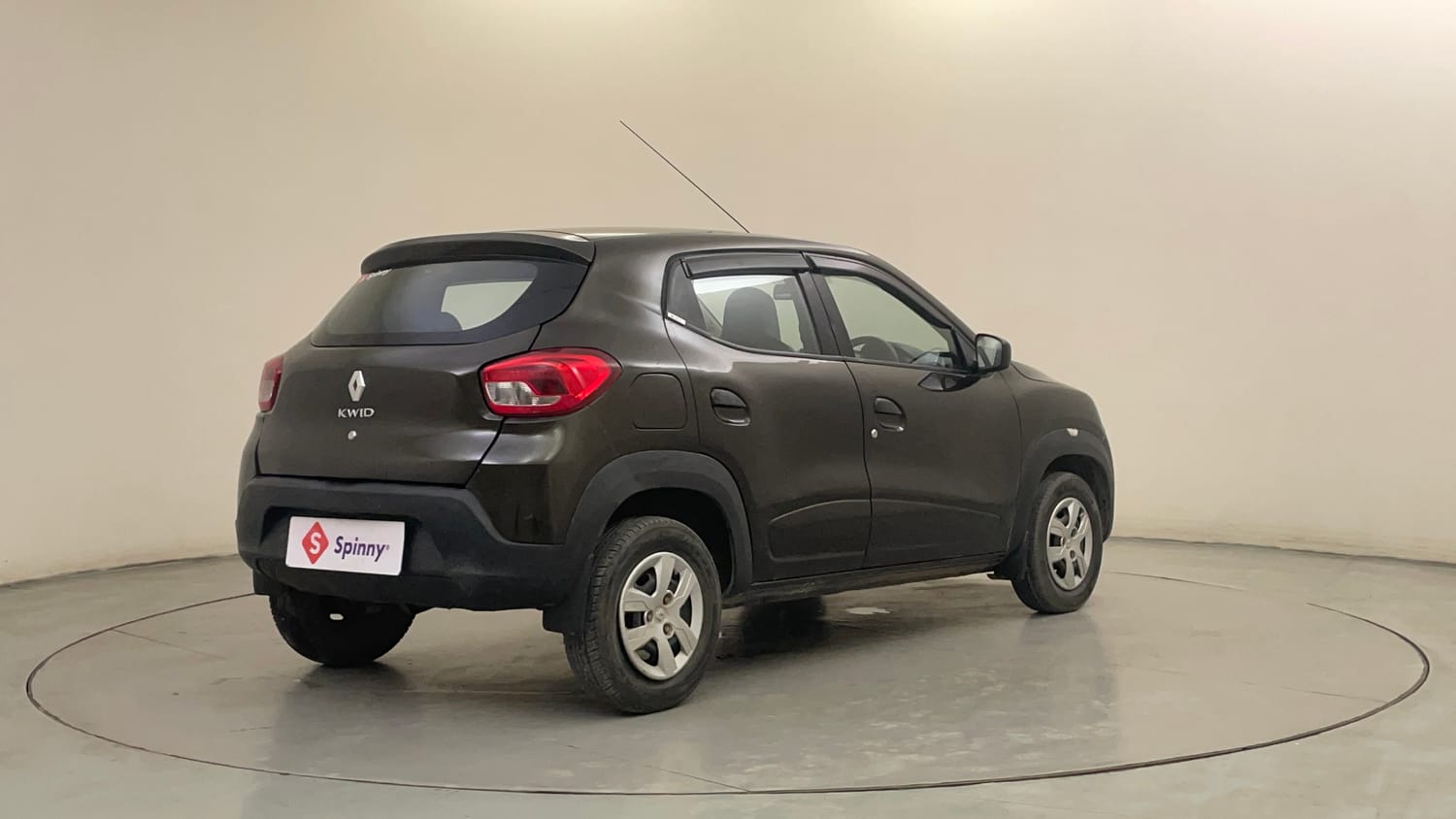 Used 2016 Renault Kwid RXL Petrol Manual exterior RIGHT REAR CORNER VIEW