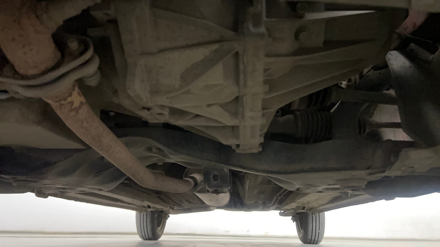 Used 2020 Maruti Suzuki Celerio ZXi AMT Petrol Automatic extra FRONT LEFT UNDERBODY VIEW