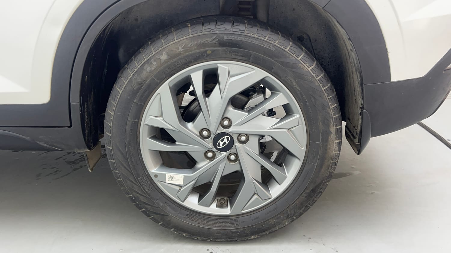 Used 2021 Hyundai Creta SX (O) 1.4 Turbo 7 DCT Petrol Automatic tyres LEFT REAR TYRE RIM VIEW