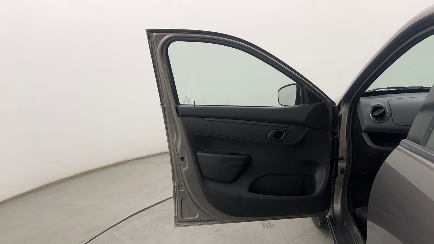 Used 2017 Renault Kwid RXT Petrol Manual interior LEFT FRONT DOOR OPEN VIEW