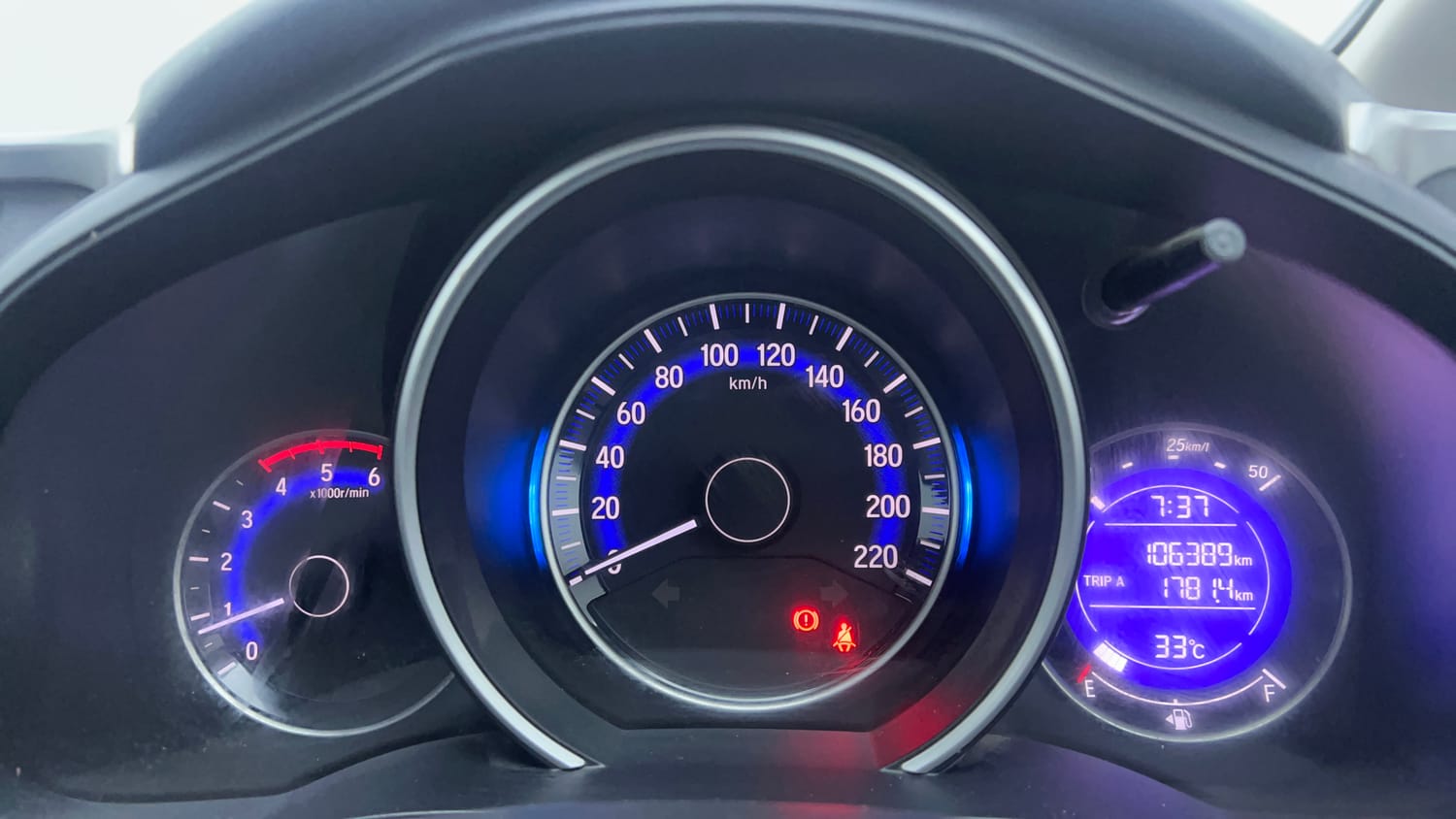 Used 2018 Honda Jazz VX Diesel Diesel Manual interior CLUSTERMETER VIEW