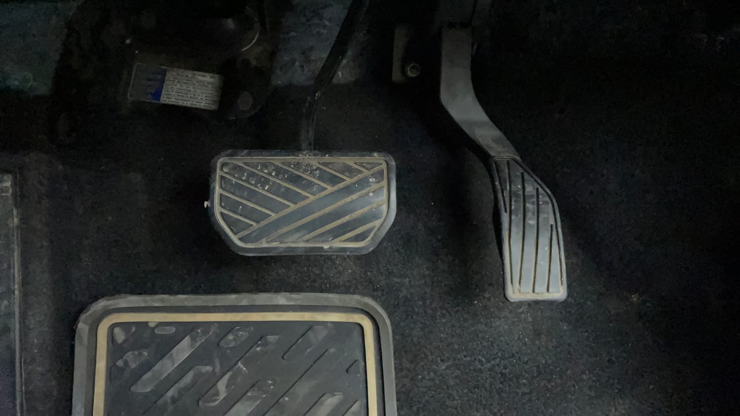 Used 2021 Maruti Suzuki S-Cross Zeta AT Petrol Automatic interior PEDALS VIEW