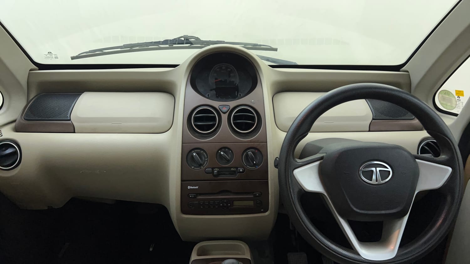 Used 2015 Tata Nano Twist XTA Petrol Automatic interior MUSIC SYSTEM & AC CONTROL VIEW