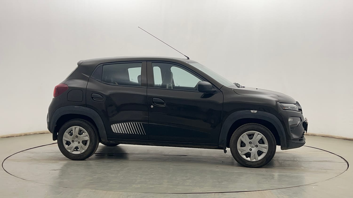 Used 2020 Renault Kwid RXL Petrol Manual exterior RIGHT SIDE VIEW