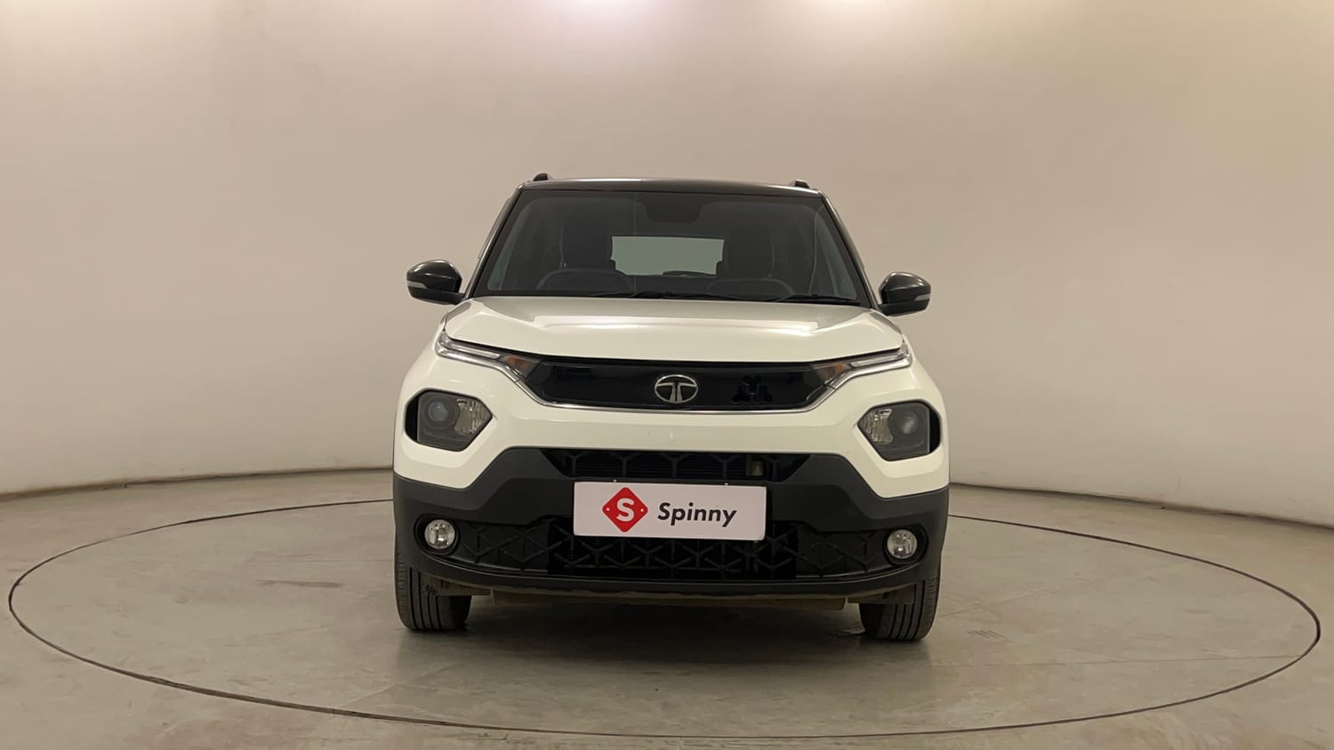 Used 2025 Tata Punch Creative Plus AMT Petrol Automatic exterior FRONT VIEW