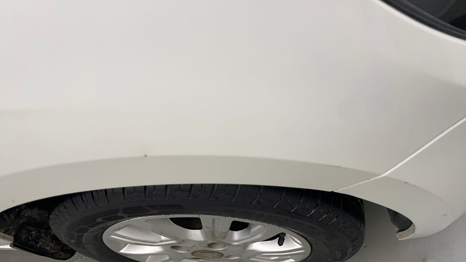 Used 2016 Tata Tiago Revotron XZ Petrol Manual dents MINOR DENT