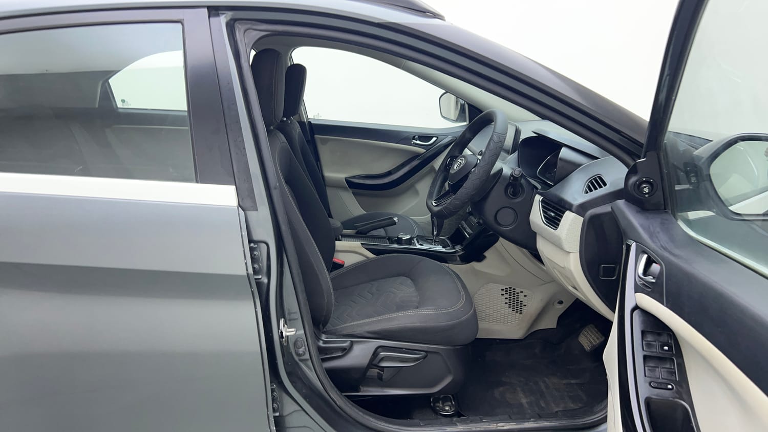 Used 2023 Tata Nexon XZA Plus Petrol Automatic interior RIGHT SIDE FRONT DOOR CABIN VIEW