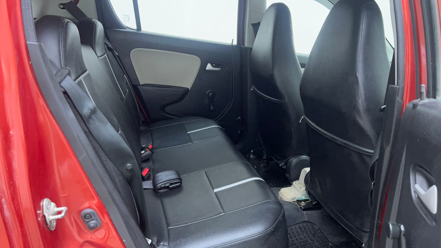 Used 2021 Maruti Suzuki Alto 800 LXi Petrol Manual interior RIGHT SIDE REAR DOOR CABIN VIEW