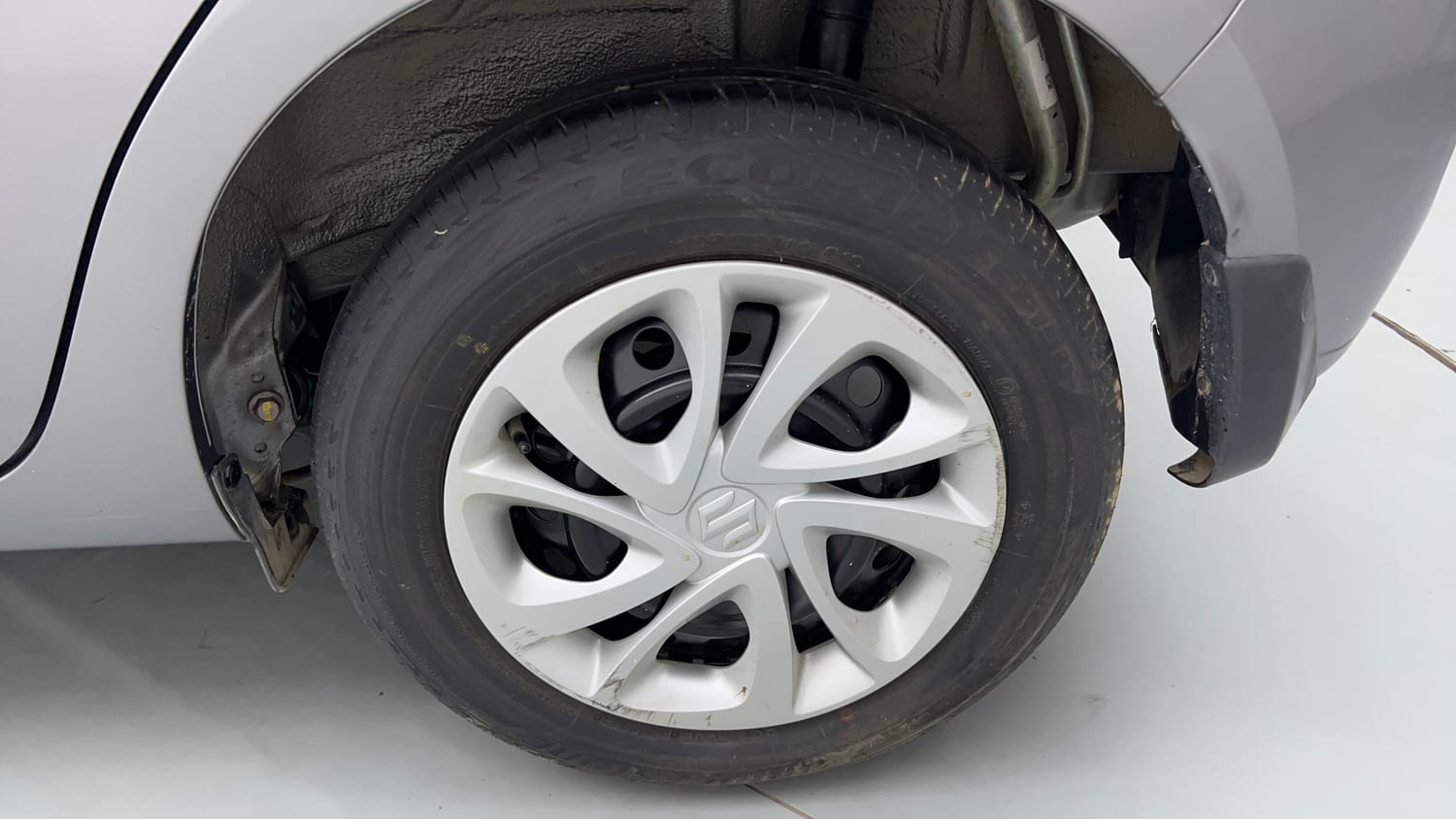 Used 2022 Maruti Suzuki Celerio VXi Petrol Manual tyres LEFT REAR TYRE RIM VIEW