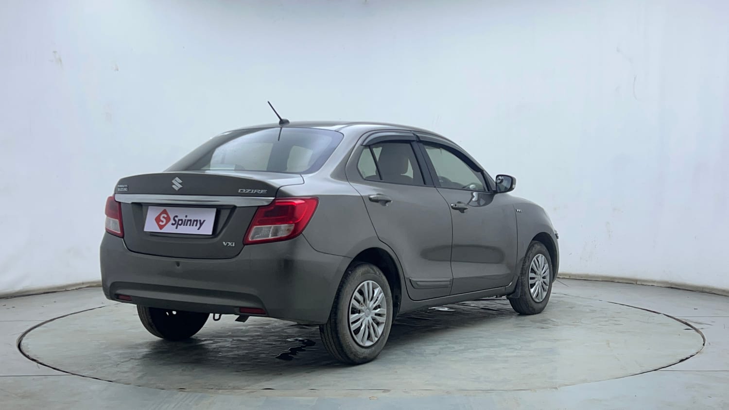 Used 2017 Maruti Suzuki Dzire VXi AMT Petrol Automatic exterior RIGHT REAR CORNER VIEW