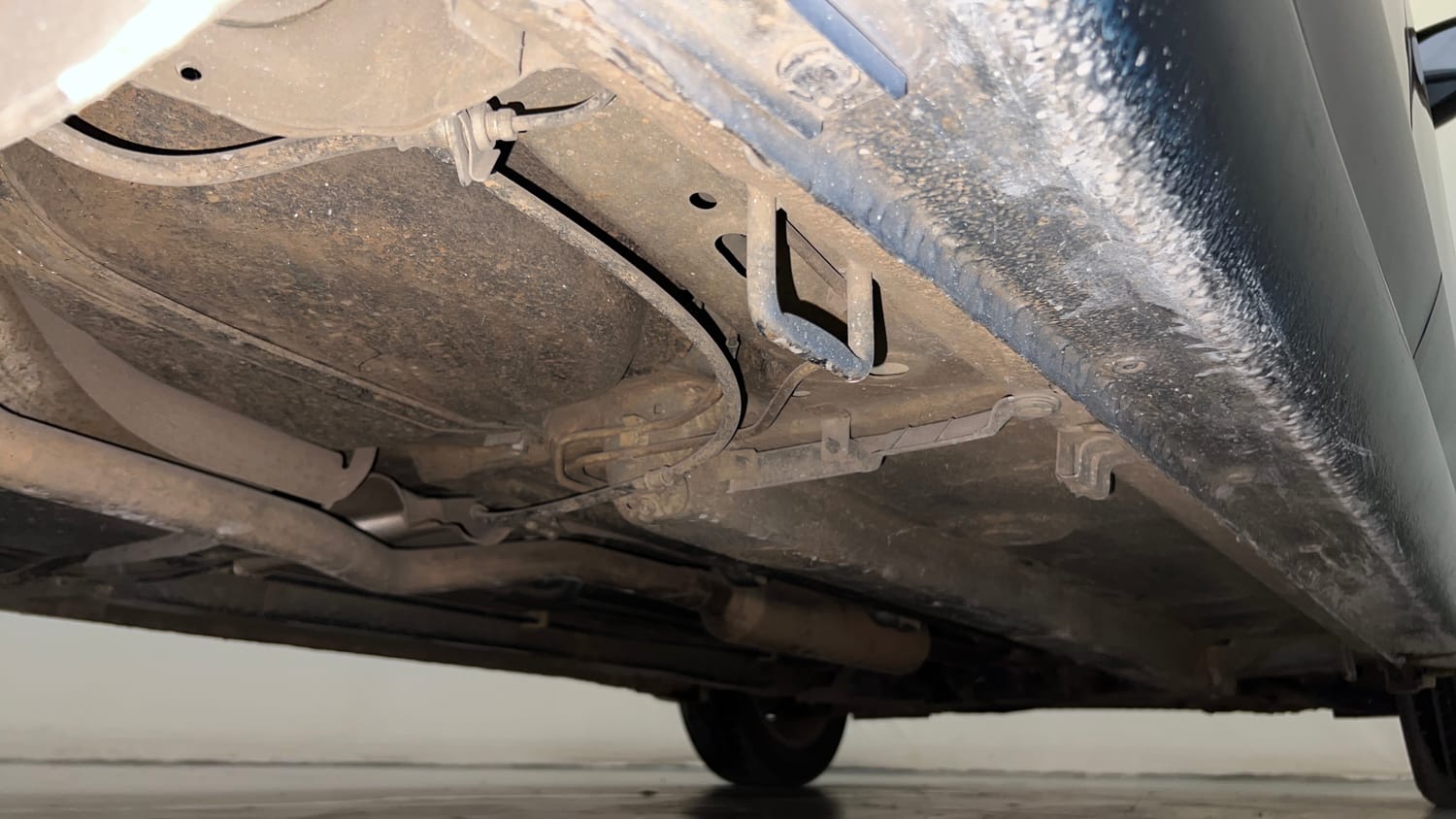 Used 2018 Maruti Suzuki Ciaz Zeta 1.4 MT Petrol Manual extra REAR RIGHT UNDERBODY VIEW