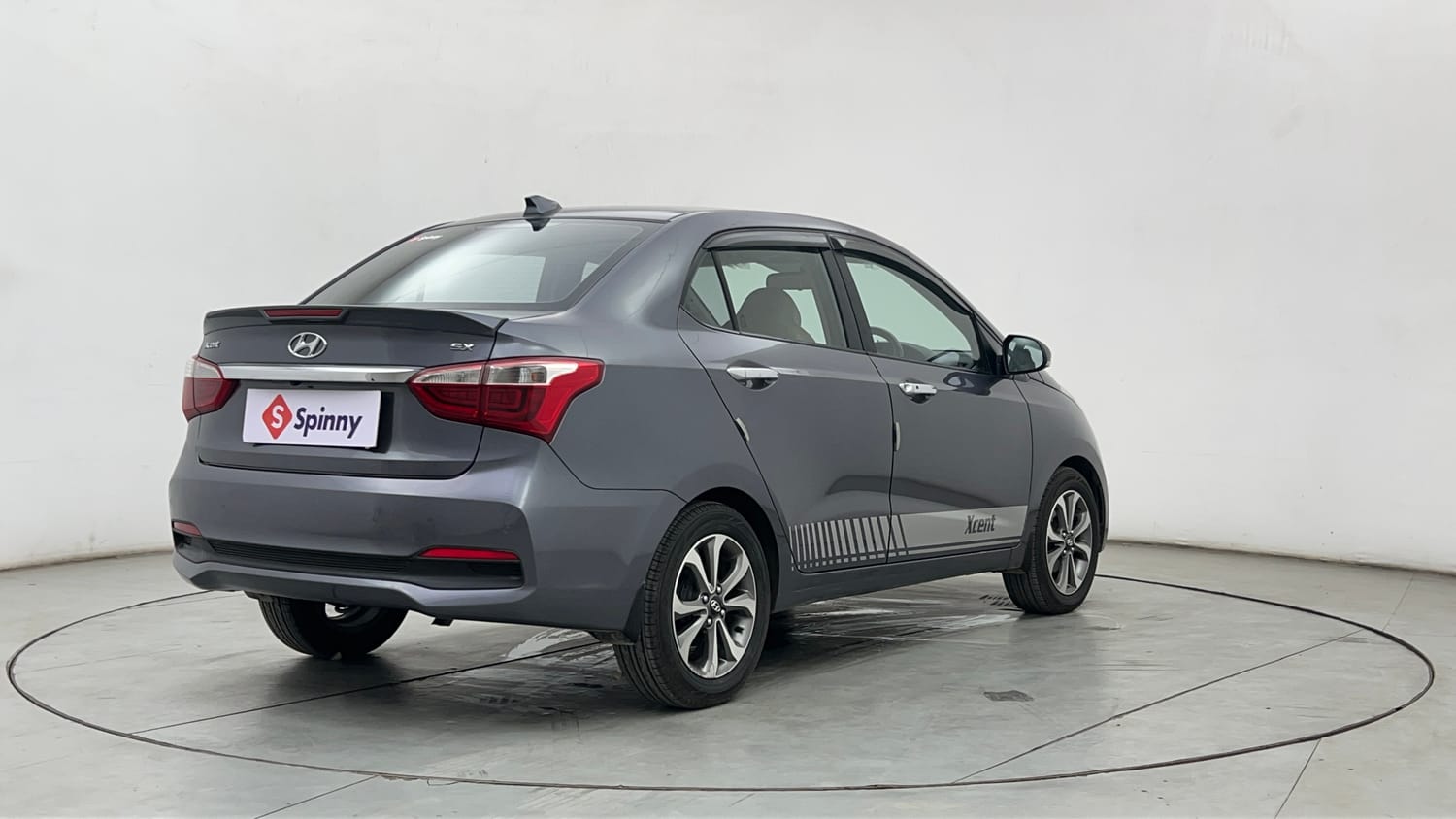 Used 2018 Hyundai Xcent SX (O) Petrol Manual exterior RIGHT REAR CORNER VIEW