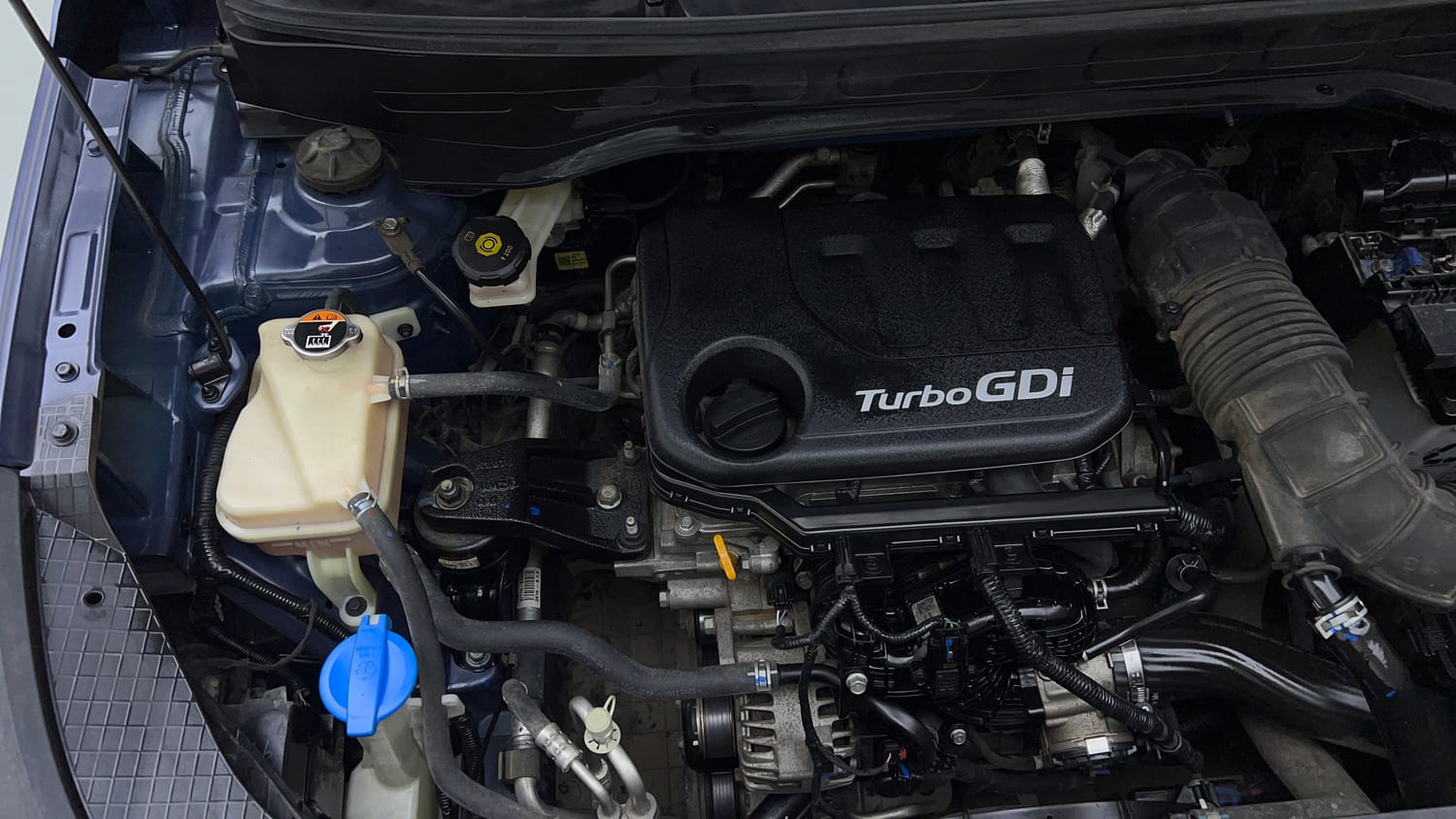 Used 2022 Hyundai Venue SX Plus 1.0 Turbo DCT Petrol Automatic engine ENGINE RIGHT SIDE VIEW