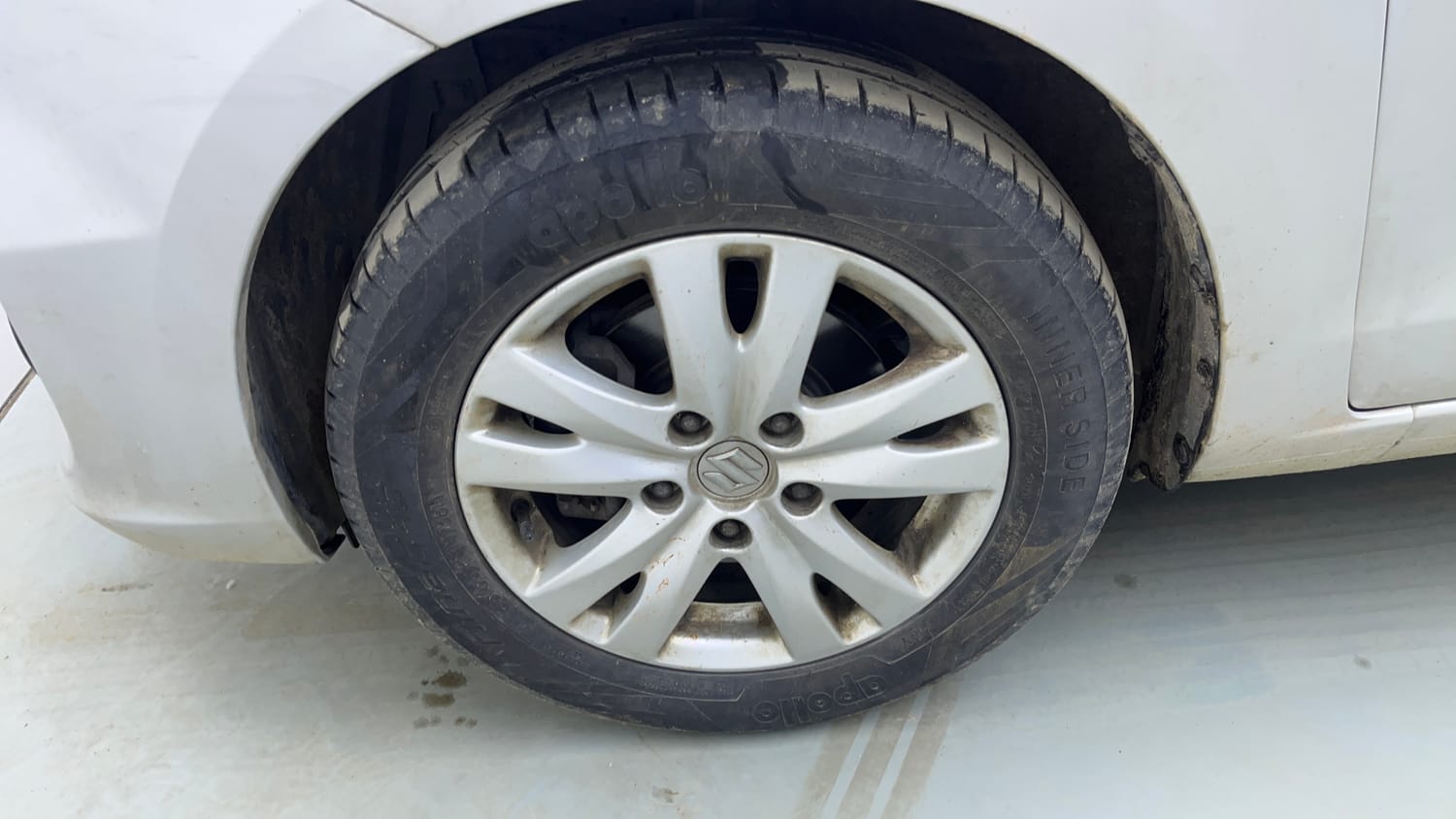Used 2015 Maruti Suzuki Ertiga ZDI SHVS Diesel Manual tyres LEFT FRONT TYRE RIM VIEW