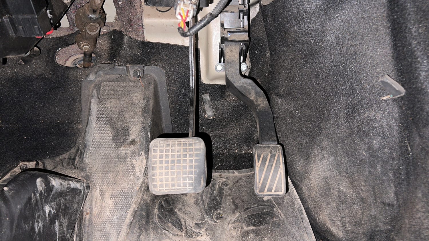 Used 2015 Tata Nano Twist XTA Petrol Automatic interior PEDALS VIEW