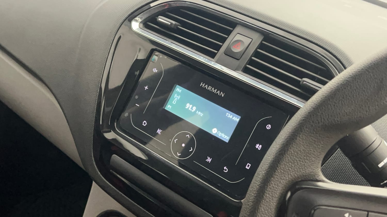 Used 2022 Tata Tiago XTA Petrol Automatic top_features Integrated (in-dash) music system