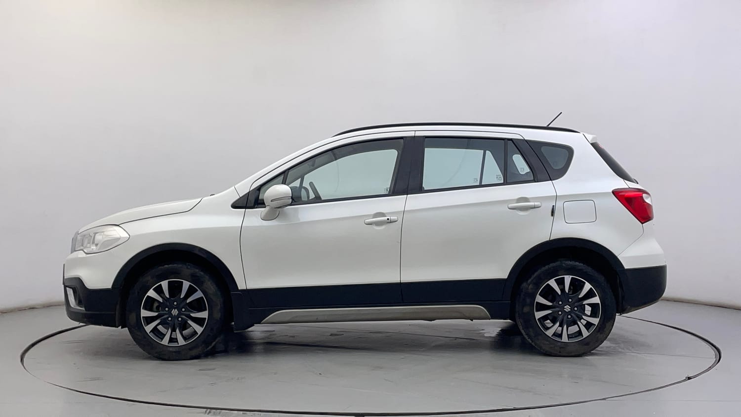 Used 2021 Maruti Suzuki S-Cross Zeta AT Petrol Automatic exterior LEFT SIDE VIEW