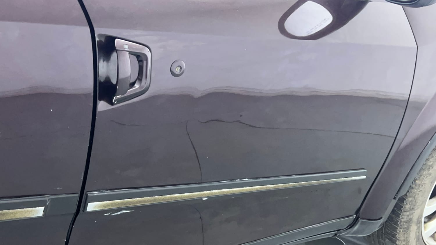 Used 2018 Mahindra XUV500 W9 Diesel Manual dents MINOR SCRATCH