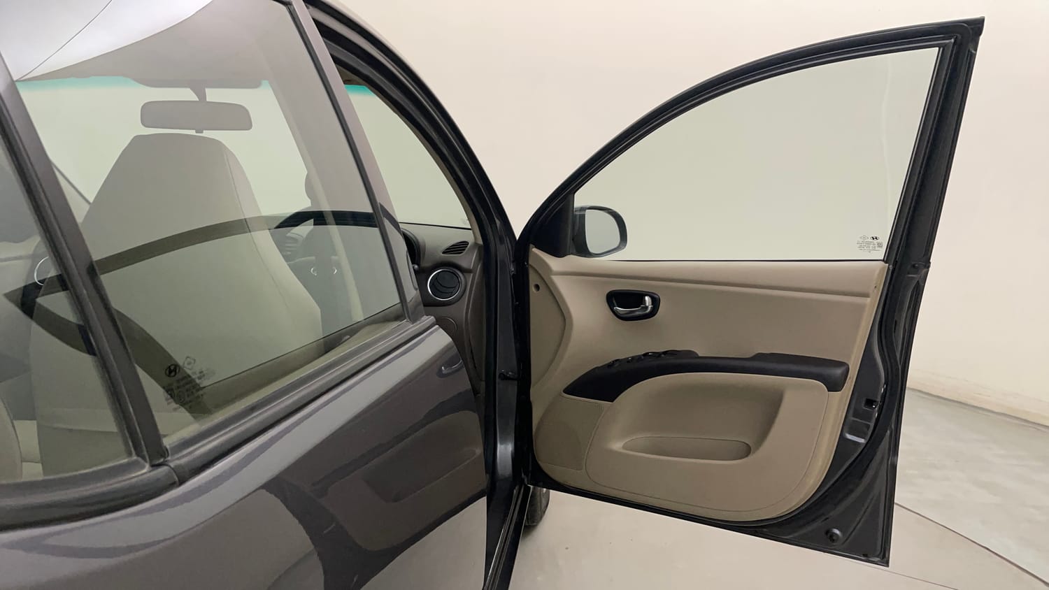 Used 2012 Hyundai i10 Sportz 1.2 AT Kappa2 Petrol Automatic interior RIGHT FRONT DOOR OPEN VIEW
