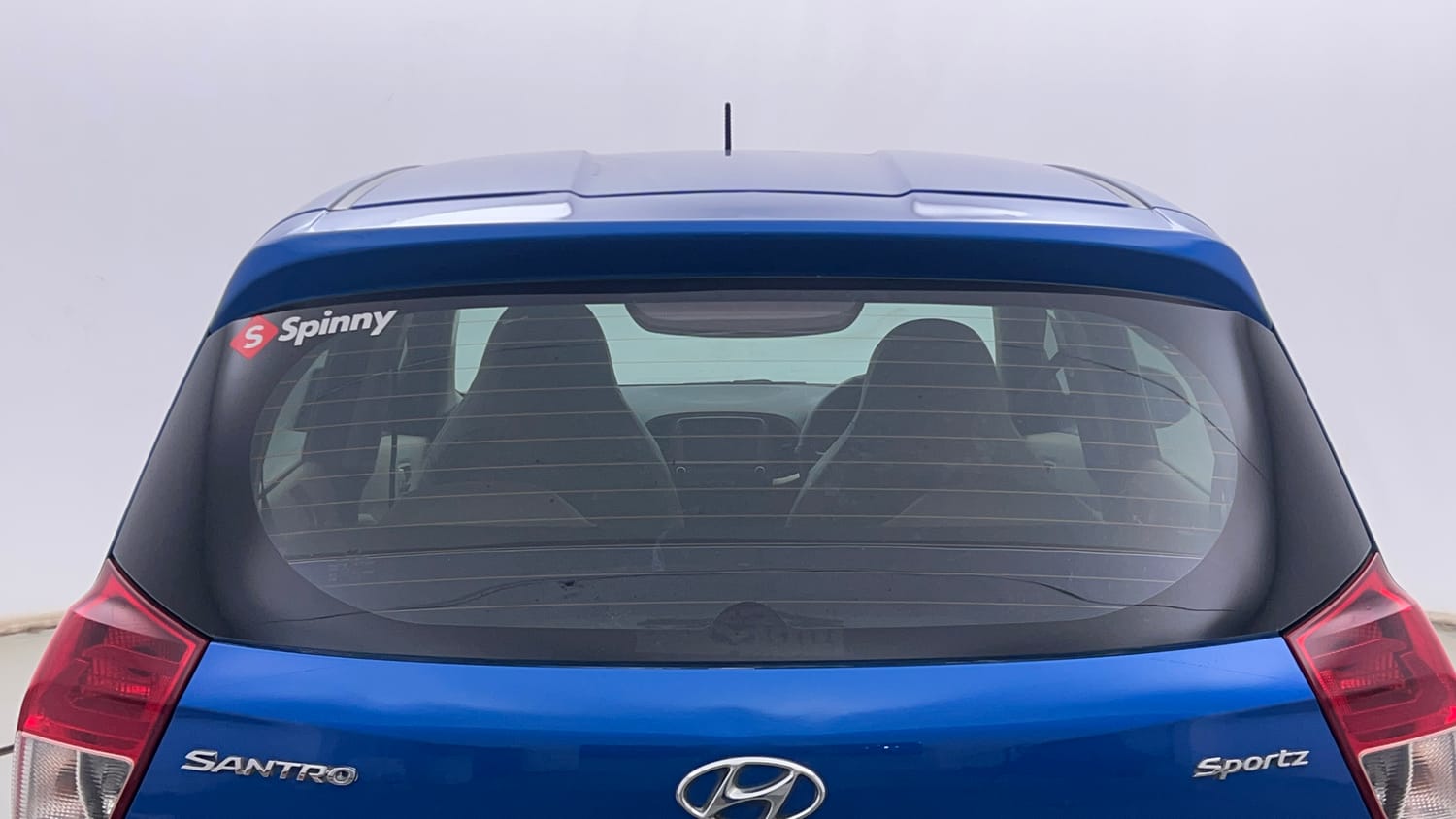 Used 2019 Hyundai Santro Sportz Petrol Manual exterior BACK WINDSHIELD VIEW