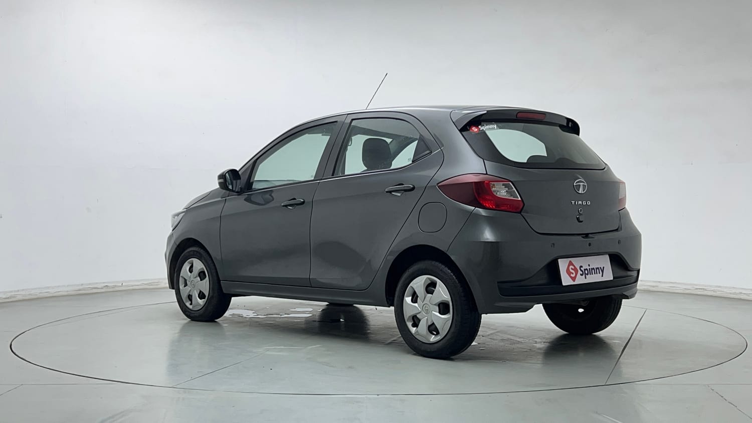 Used 2022 Tata Tiago XT Petrol Manual exterior LEFT REAR CORNER VIEW