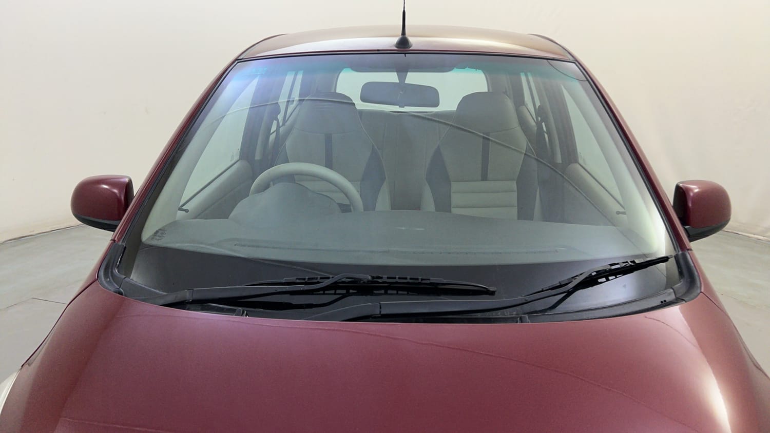 Used 2014 Hyundai i10 Sportz 1.1 iRDE2 Petrol Manual exterior FRONT WINDSHIELD VIEW