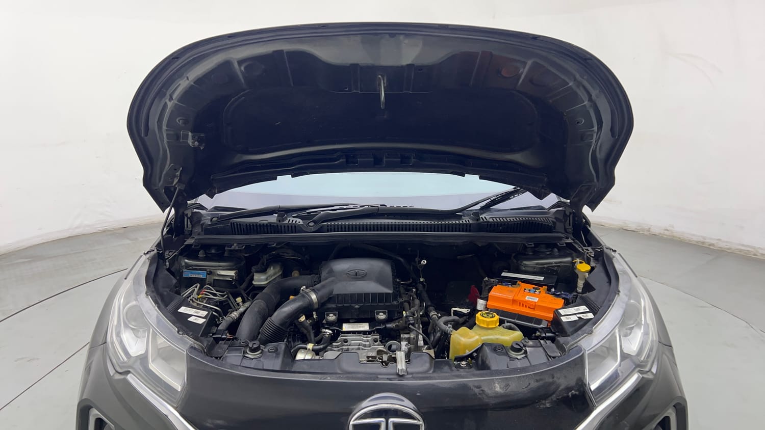 Used 2021 Tata Nexon XZ Plus Petrol Manual engine ENGINE & BONNET OPEN FRONT VIEW