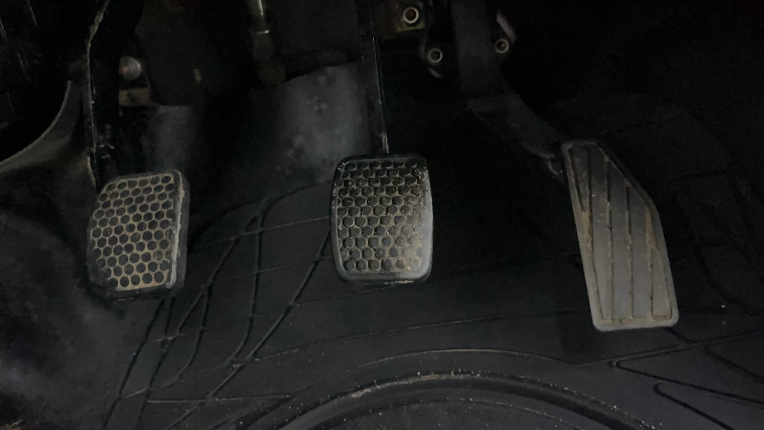 Used 2015 Maruti Suzuki Alto K10 VXi Petrol Manual interior PEDALS VIEW