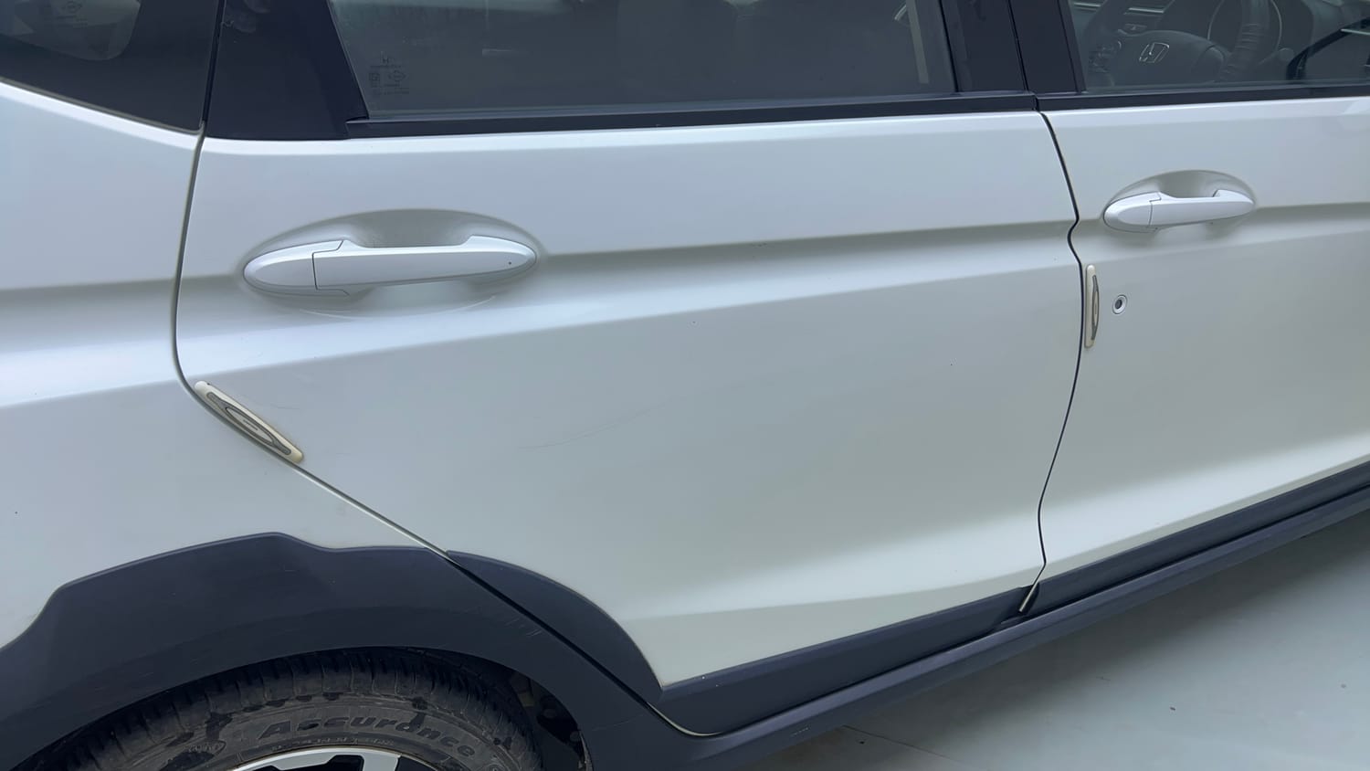 Used 2023 Honda WR-V SV MT Petrol Petrol Manual dents MINOR SCRATCH
