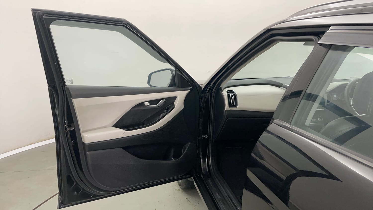 Used 2023 Hyundai Creta SX 1.5 Petrol Petrol Manual interior LEFT FRONT DOOR OPEN VIEW