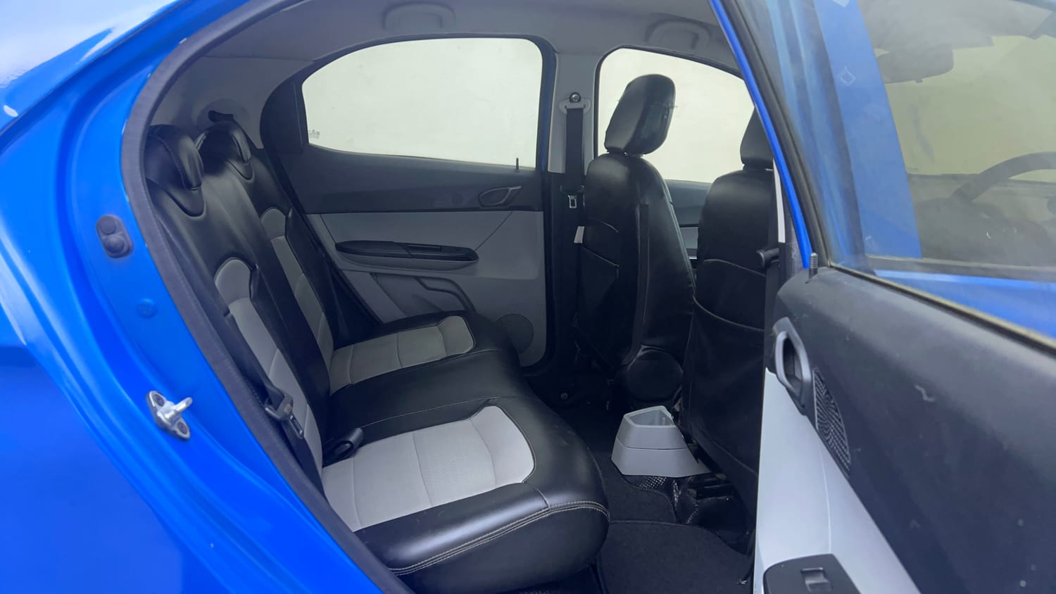 Used 2020 Tata Tiago XT Petrol Manual interior RIGHT SIDE REAR DOOR CABIN VIEW