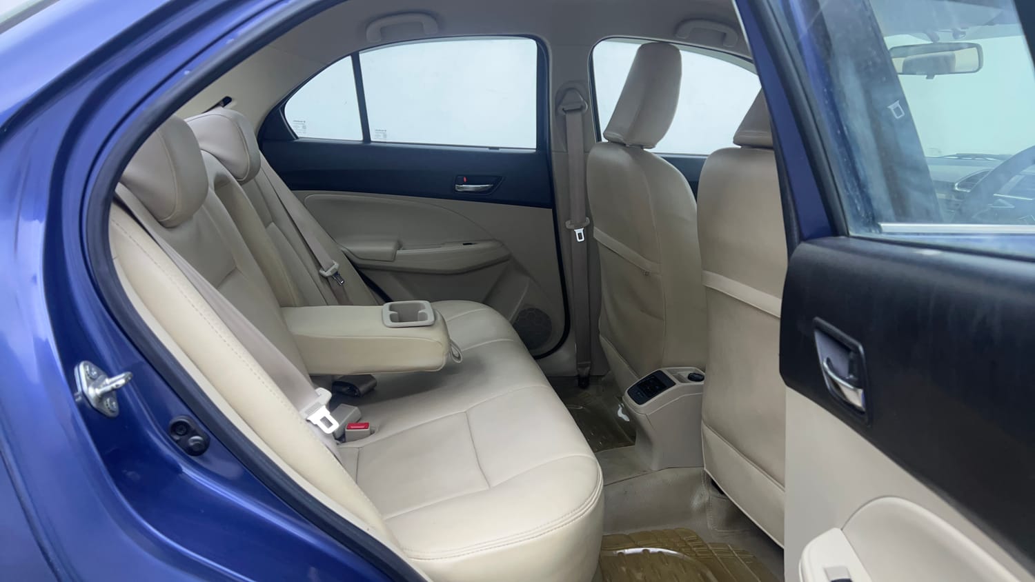 Used 2018 Maruti Suzuki Dzire ZXi AMT Petrol Automatic interior RIGHT SIDE REAR DOOR CABIN VIEW