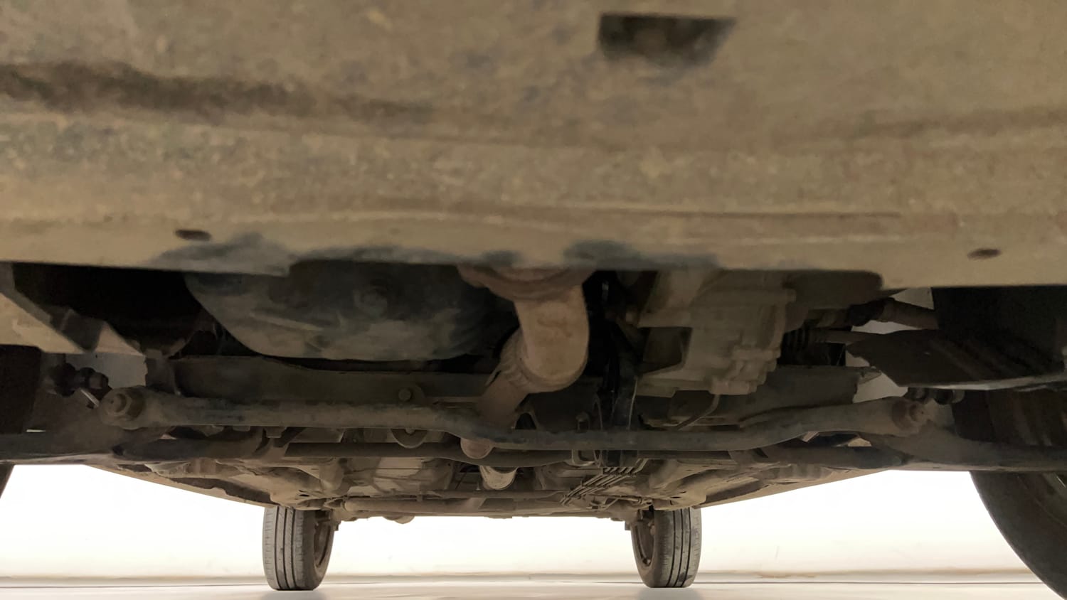 Used 2022 Tata Tiago XZ Plus CNG Cng Manual extra FRONT LEFT UNDERBODY VIEW