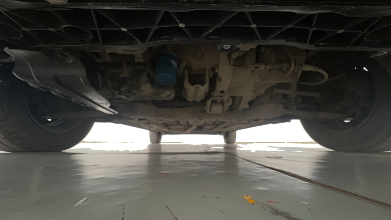 Used 2017 Hyundai Grand i10 Sportz 1.2 Kappa VTVT Petrol Manual extra FRONT LEFT UNDERBODY VIEW