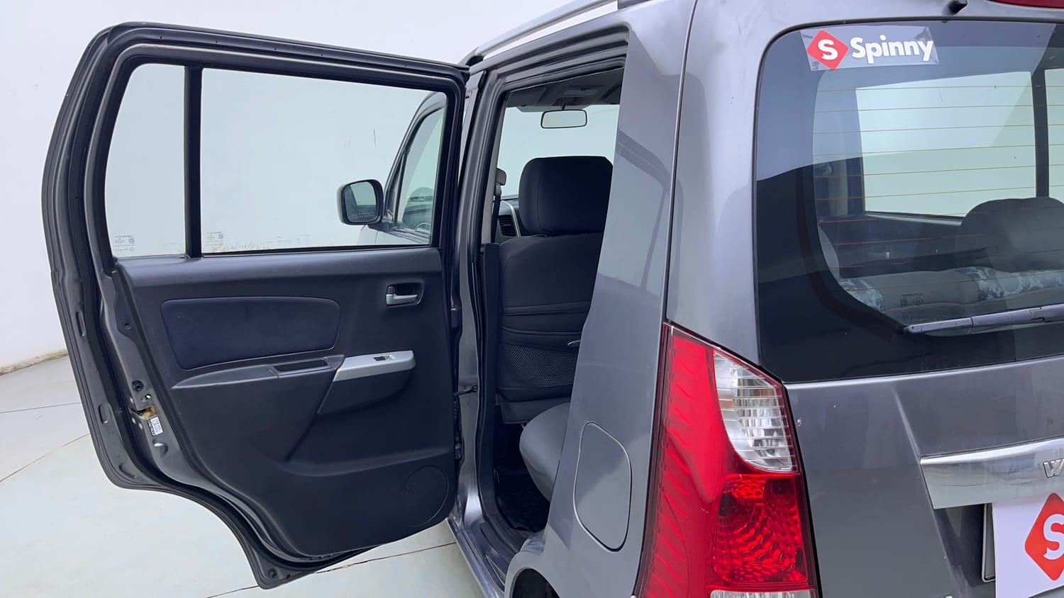 Used 2012 Maruti Suzuki Wagon R 1.0 VXi Petrol Manual interior LEFT REAR DOOR OPEN VIEW