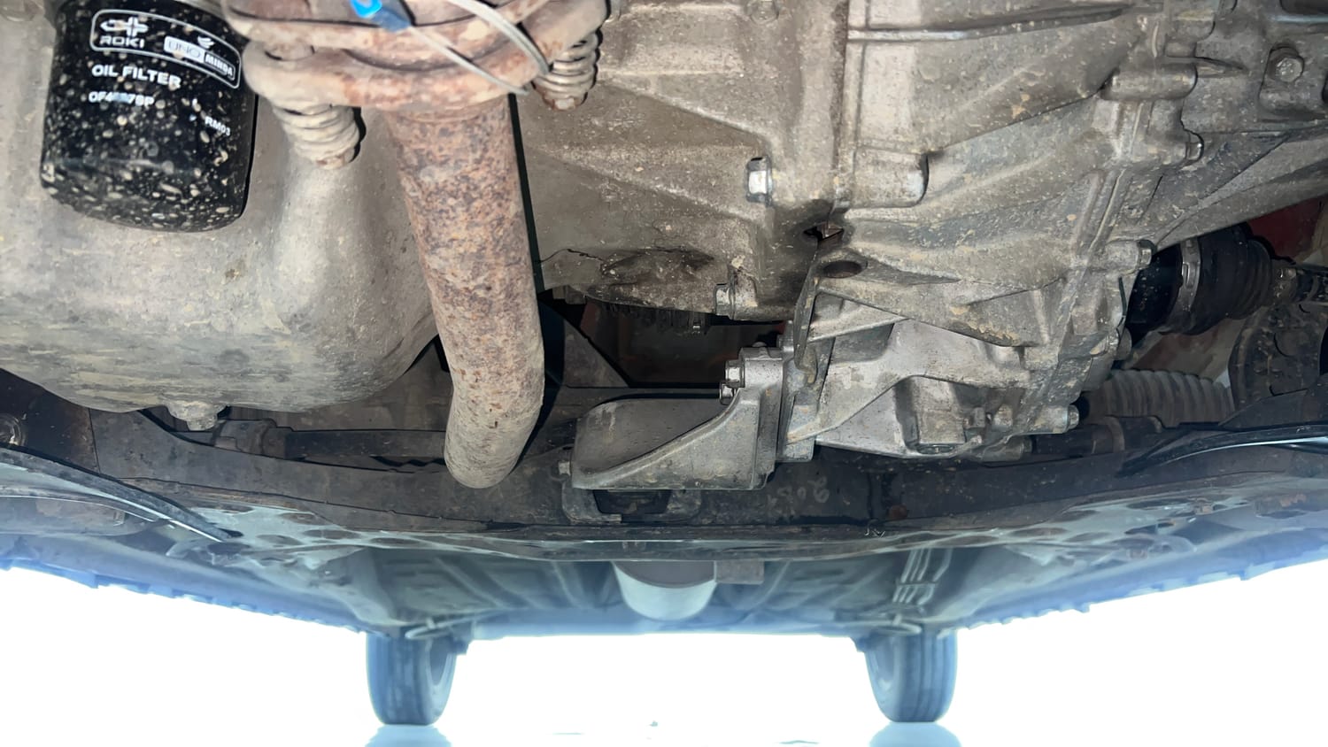 Used 2017 Maruti Suzuki Ignis Zeta 1.2 AMT Petrol Automatic extra FRONT LEFT UNDERBODY VIEW