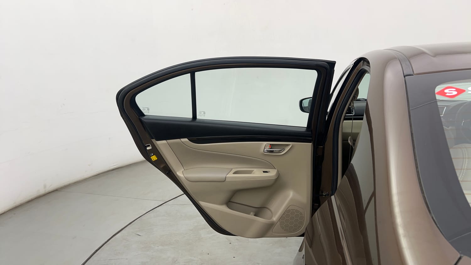 Used 2015 Maruti Suzuki Ciaz ZXi  AT Petrol Automatic interior LEFT REAR DOOR OPEN VIEW
