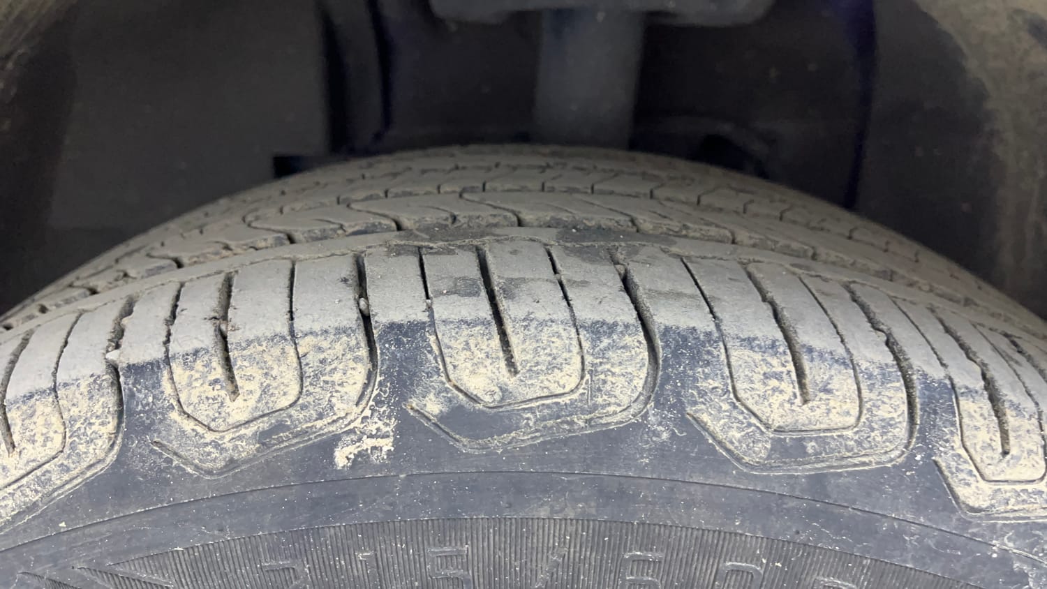 Used 2024 Tata Nexon Fearless Plus S Purple 1.2 Revotron Petrol 7DCA Dual Tone Petrol Automatic tyres LEFT FRONT TYRE TREAD VIEW