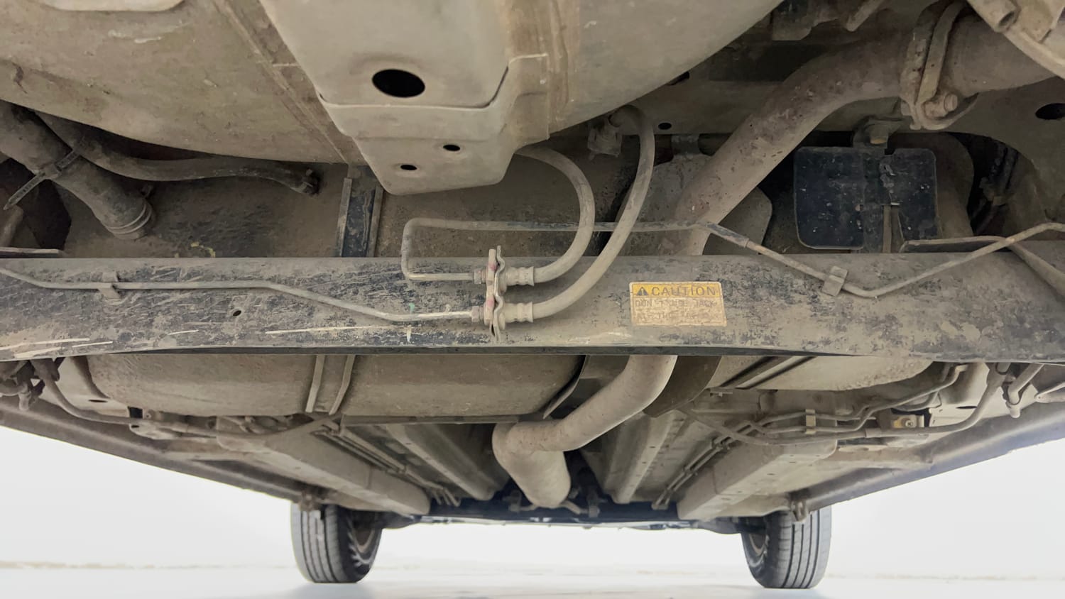 Used 2013 Maruti Suzuki Ritz Zxi BS-IV Petrol Manual extra REAR UNDERBODY VIEW (TAKEN FROM REAR)