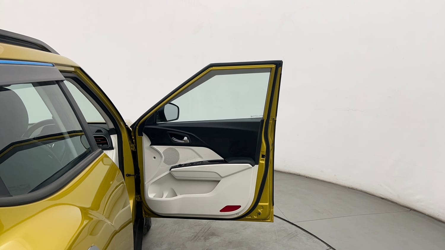 Used 2024 Mahindra XUV 3XO AX5 1.5 Diesel Autoshift Plus Diesel Automatic interior RIGHT FRONT DOOR OPEN VIEW