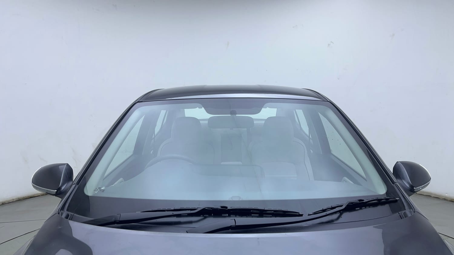 Used 2026 Hyundai Aura SX Plus 1.2 AMT Petrol Petrol Automatic exterior FRONT WINDSHIELD VIEW