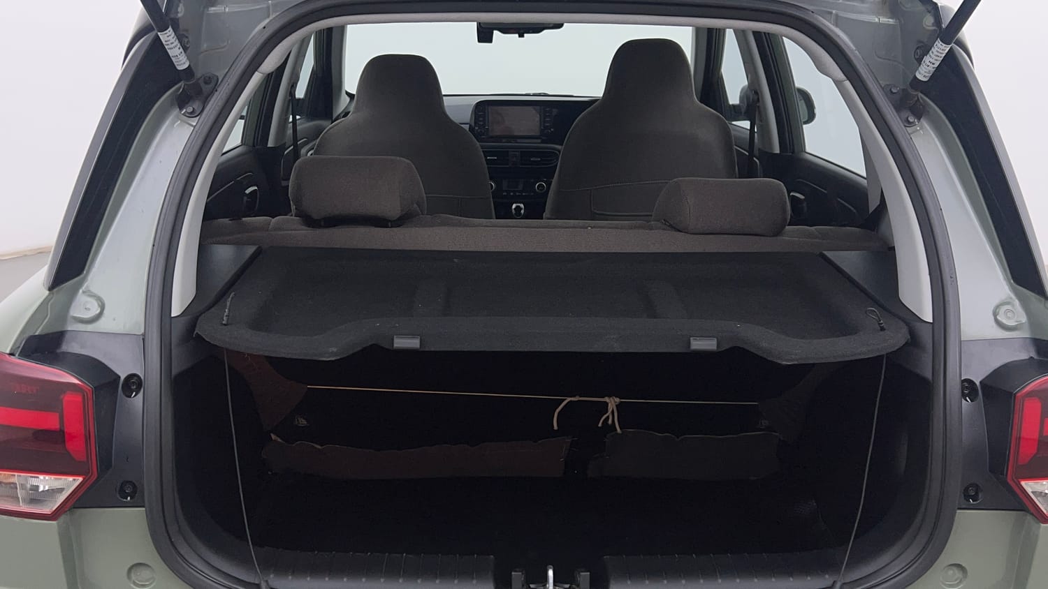 Used 2023 Hyundai Exter SX (O) Connect 1.2 AMT Petrol Automatic interior DICKY INSIDE VIEW