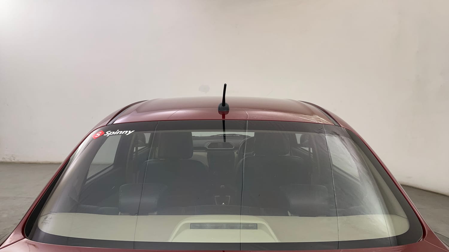 Used 2017 Maruti Suzuki Dzire VXi Petrol Manual exterior BACK WINDSHIELD VIEW