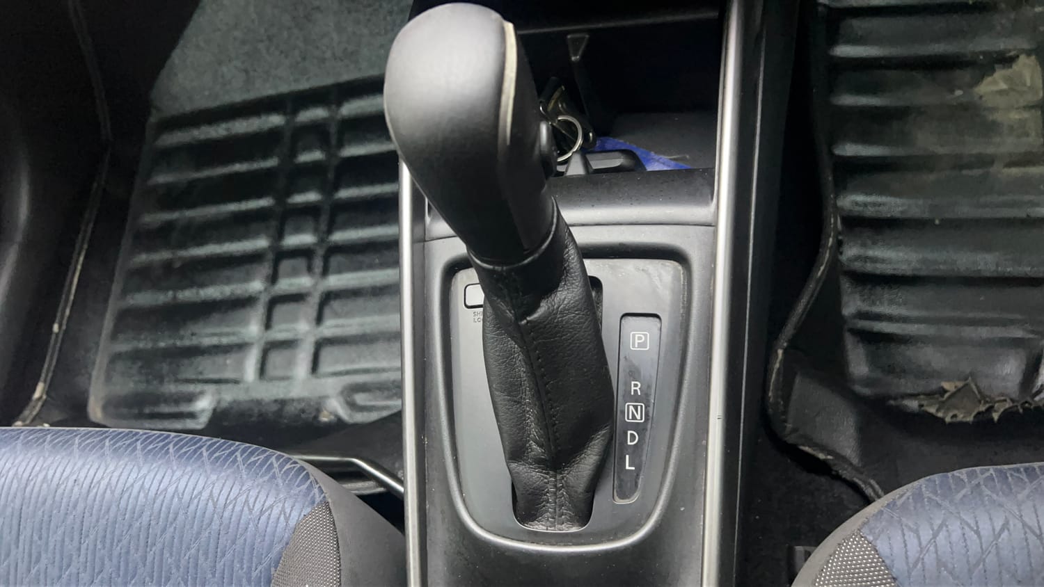 Used 2019 Toyota Glanza V CVT Petrol Automatic interior GEAR  KNOB VIEW