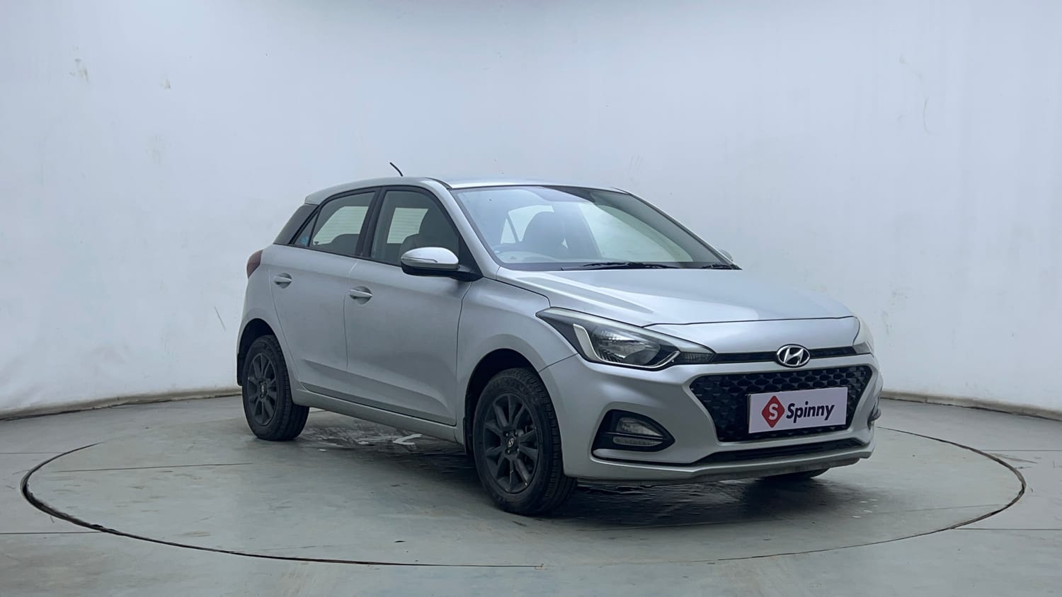 Used 2018 Hyundai Elite i20 Asta 1.2 Petrol Manual exterior RIGHT FRONT CORNER VIEW