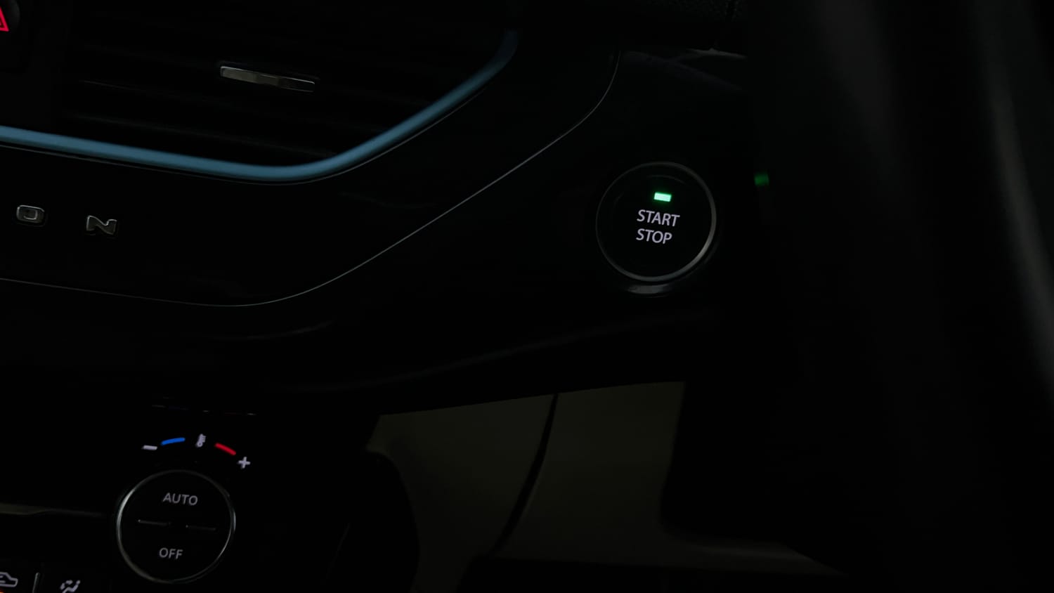 Used 2023 Tata Nexon EV XZ Plus LUX Electric Automatic top_features Keyless start