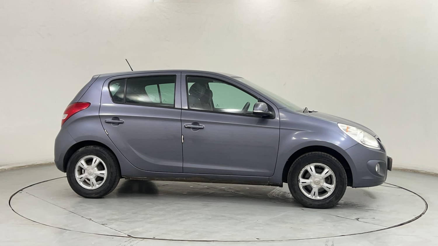 Used 2012 Hyundai i20 Asta 1.2 Petrol Manual exterior RIGHT SIDE VIEW