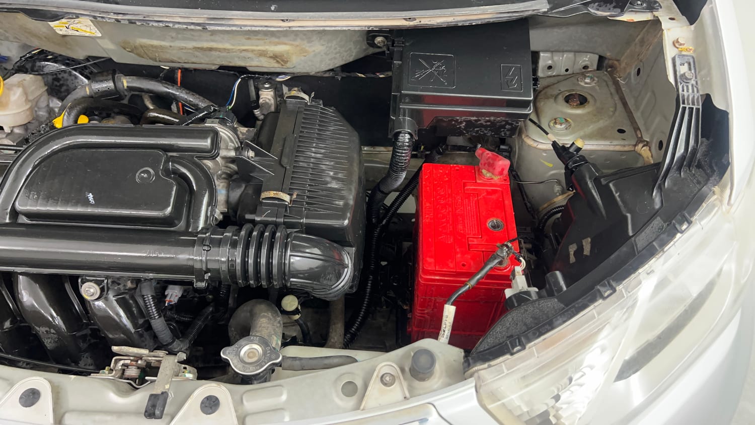 Used 2018 Datsun Redi-GO S Petrol Manual engine ENGINE LEFT SIDE VIEW