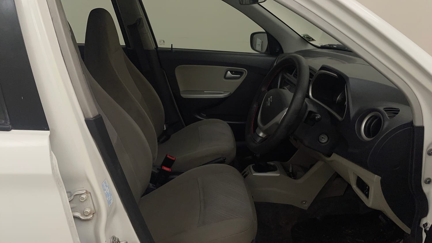 Used 2015 Maruti Suzuki Alto K10 VXi Petrol Manual interior RIGHT SIDE FRONT DOOR CABIN VIEW